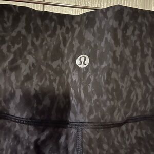 Lululemon Wunder Under full on luxtreme leggings